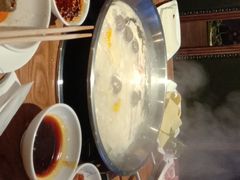 -红牌美蛙鱼头火锅(万辉国际广场店)