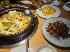 -一朵菌·野生菌探索家火锅(南亚店)