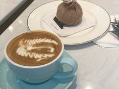 -Fridi Patisserie Cafe