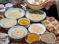 -裕兴记•蟹黄面馆(人民广场店)