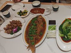 -梅利汴京烤鸭•开封豫菜地标店(晋安路店)