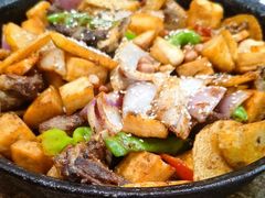 -老钟家烤羊排·敦伊阁清真餐厅胡羊焖饼