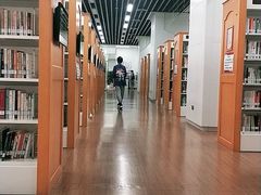 -厦门市图书馆(集美新城馆区)