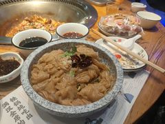 -山河屯铁锅炖(哈西站店)