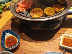 -明洞阿姨·韩式酱蟹烤肉·创意料理(三元桥店)