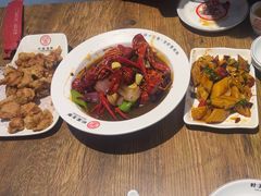 -叶派龙虾•招牌香辣蟹·海鲜(中海国际店)