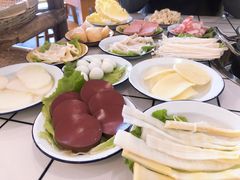 小盘菜-龙奎老牛市井火锅