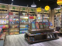 -雨丝书店(综合商业楼店)