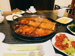 -仁虎老火锅(黄泥磅店)