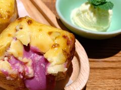 面包一直诱惑-弄堂里·寻味杭州(湖滨银泰in77C区店)