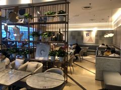-必胜客(松雷店)