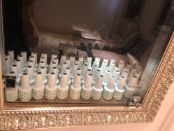 -孔雀手美甲美睫护理