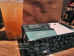 -宝龙城(杭州滨江店)