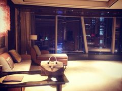 iphone_upload_pic-上海浦东丽思卡尔顿酒店