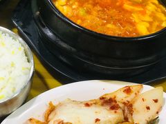 -故乡家韩国料理(丹东街店)