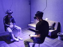 -VR 间客漫·PS电玩·虚拟现实包间游戏电竞(街道口店)