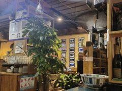 -蜗牛的家旅行主题云南菜餐厅.小酒馆(护国寺店)