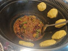 -哈尔滨烧烤·山河村铁锅炖(交大店)