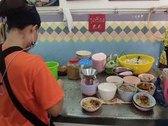 -榮泰米粉湯(Left Shop)