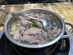 -冯烫烫跷脚牛肉·川菜小馆(武胜西街店)