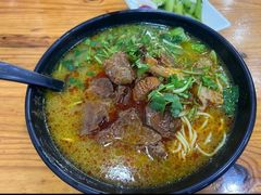 -志权牛肉面(灵山路店)