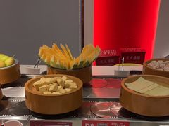 -龍歌自助小火锅(市南金茂湾店)