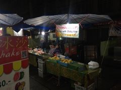 -芒果糯米饭摊子