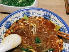 招牌油泼扯面-陕味食族油泼面(工商大学店)