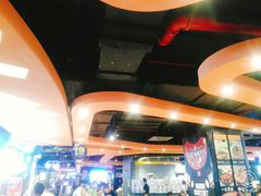 -时尚MEGO商业广场(华新地铁店)
