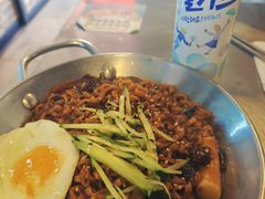 炸酱拉面-富乐满韩国正宗炸鸡韩国料理(虹泉路店)