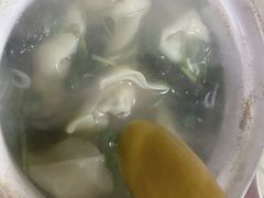 -小许三鲜砂锅馄饨店(家多乐烟酒店)