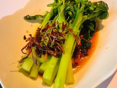 白灼广东芥兰配自制云南油鸡枞-月芽·自由餐厅·西溪湿地餐厅