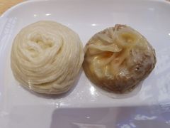 -李与白包子铺(桐梓林店)
