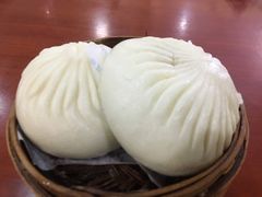 荠菜包-馄饨侯(广渠门店)