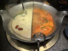 -湊湊火锅·茶憩(打浦桥日月光店)