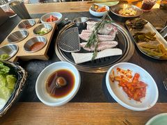 -黑豚黨韩国烤肉料理(悦然时光店)