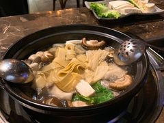 -同仁四季椰子鸡(海岸城天利店)