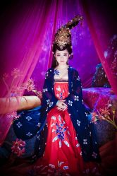 -九月鹰飞汉服摄影工作室