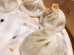 蟹粉小笼包-绿波廊(豫园店)