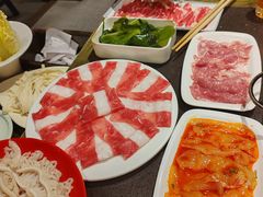 -宽板凳老灶火锅(台湾街店)