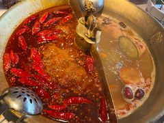 -小龙翻大江文化火锅(宽窄店)