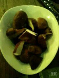 鲜冬菇-润青四季音乐主题餐厅·椰子鸡(罗湖店)