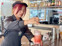 -星巴克臻选(上海合生汇1F店)