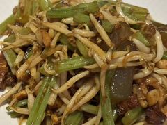 -闫府私房菜·老字号(恒隆店)