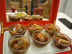 -品海楼·大连海胆锅贴馆(东港店)