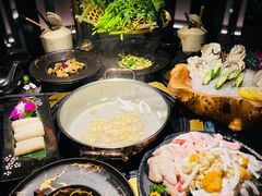 -凤园椰珍·臻品椰子鸡(保利时光里店)
