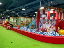 -咔叮卡丁·儿童室内赛车馆