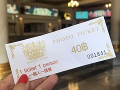-金东尼人妖秀
