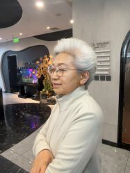-TOP HAIR SALON