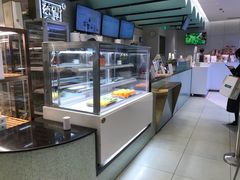 面包甜点陈列柜-奈雪的茶(亨特国际广场店)